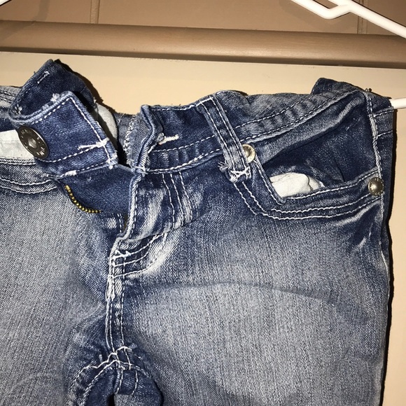 Jeans - Picture 2 of 2